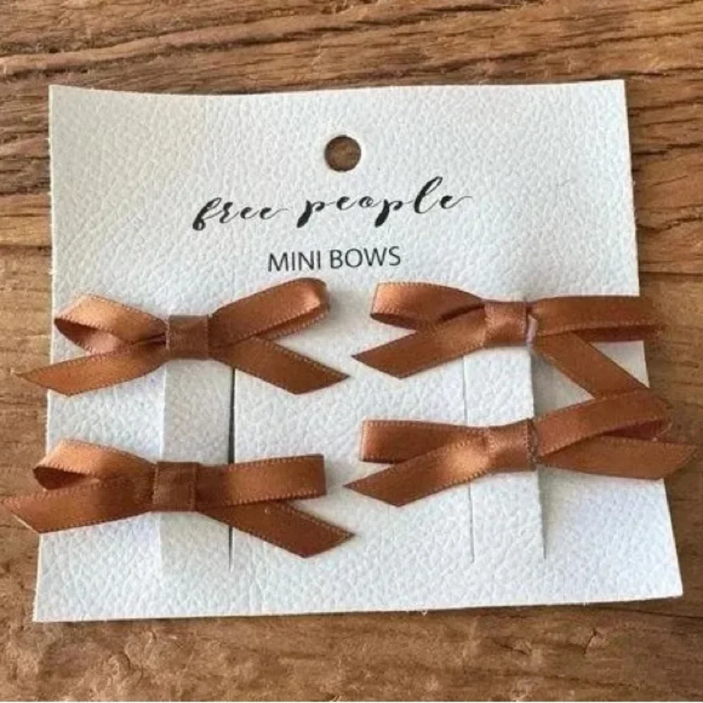 Free People Darling Set of 4 Free People Mini Hair Clips